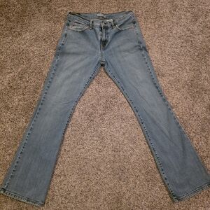 Levi’s 515 Bootcut Jeans Women’s 8M Medium Wash Mid Rise Denim Stretch Heritage